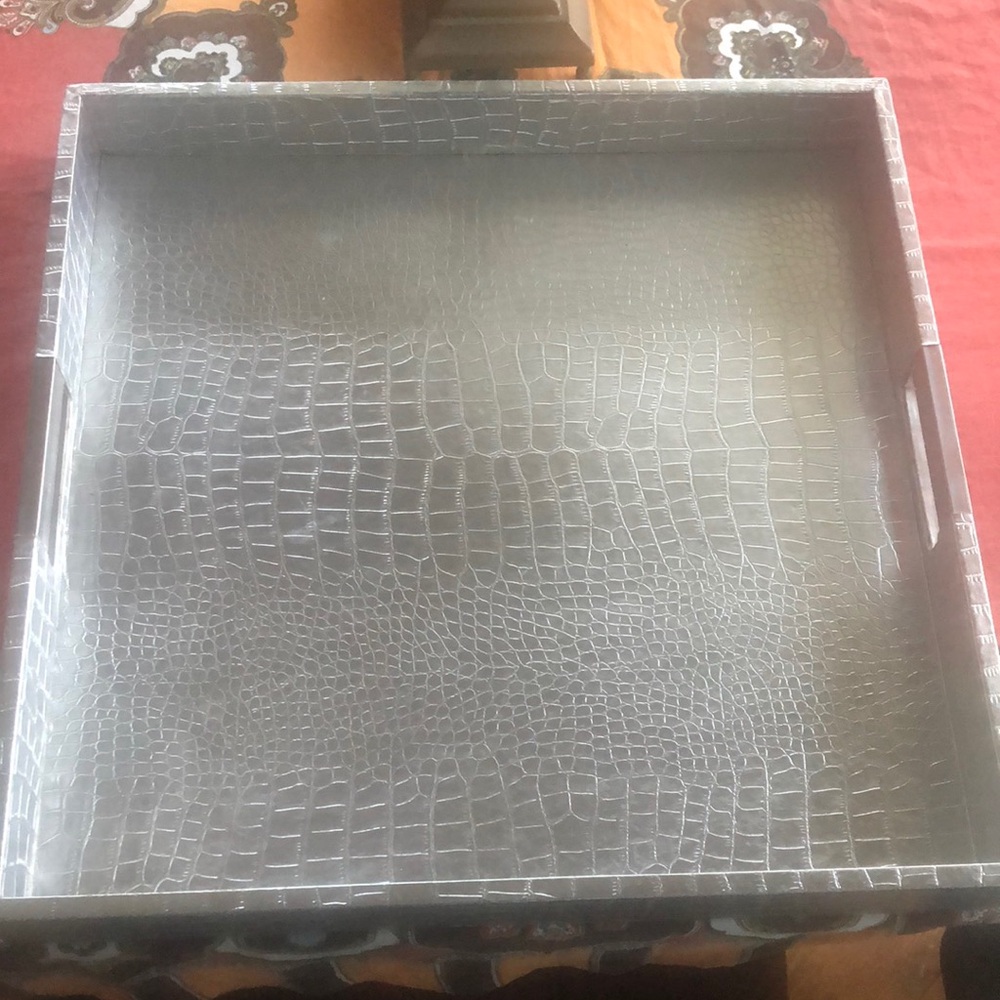 EUC alligator print silver tray